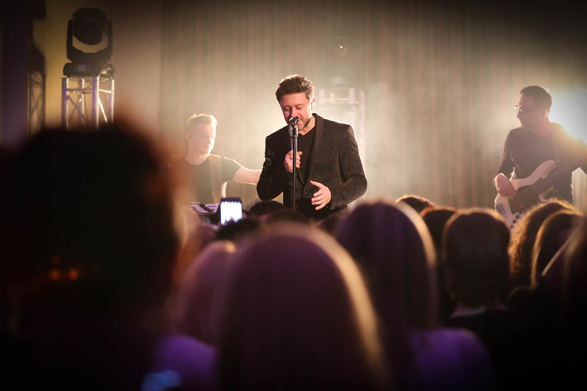 Andrzej Piaseczny - concert at Hotel Toscania (photo 8 of 17)