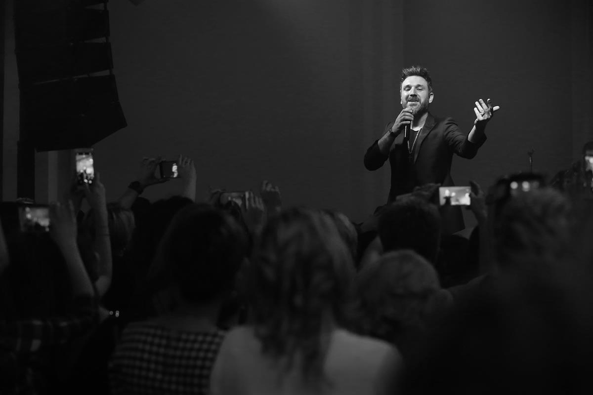 Mateusz Ziółko - koncert w Hotelu Toscania (zdjęcie 8 z 16)