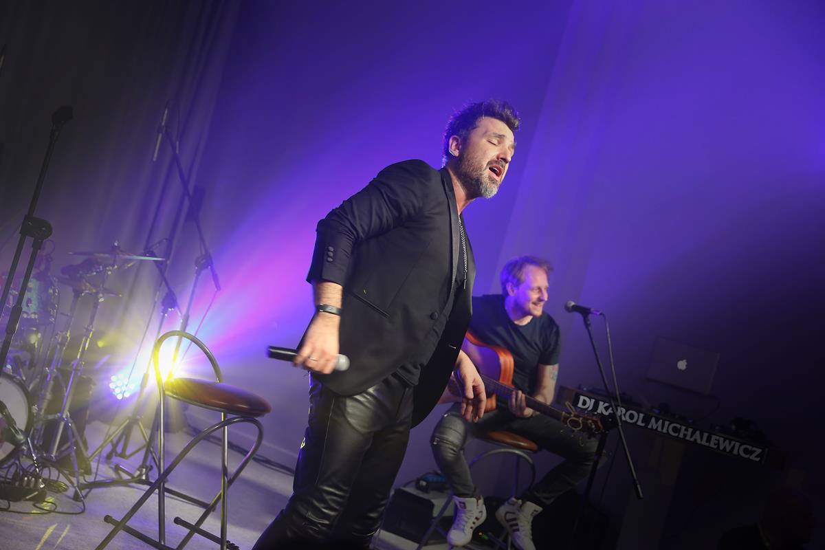 Mateusz Ziółko - koncert w Hotelu Toscania (zdjęcie 14 z 16)