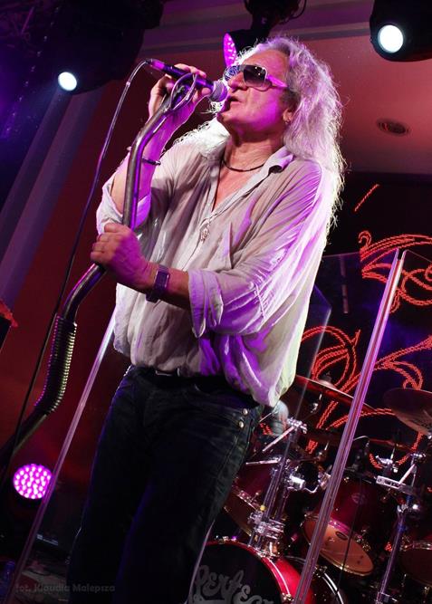 Perfect - concert at Hotel Toscania (photo 7 of 19)