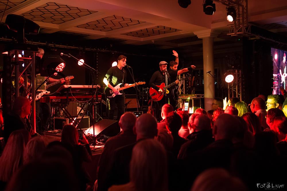 Wilki i Myslovitz - concert at Hotel Toscania (photo 1 of 79)
